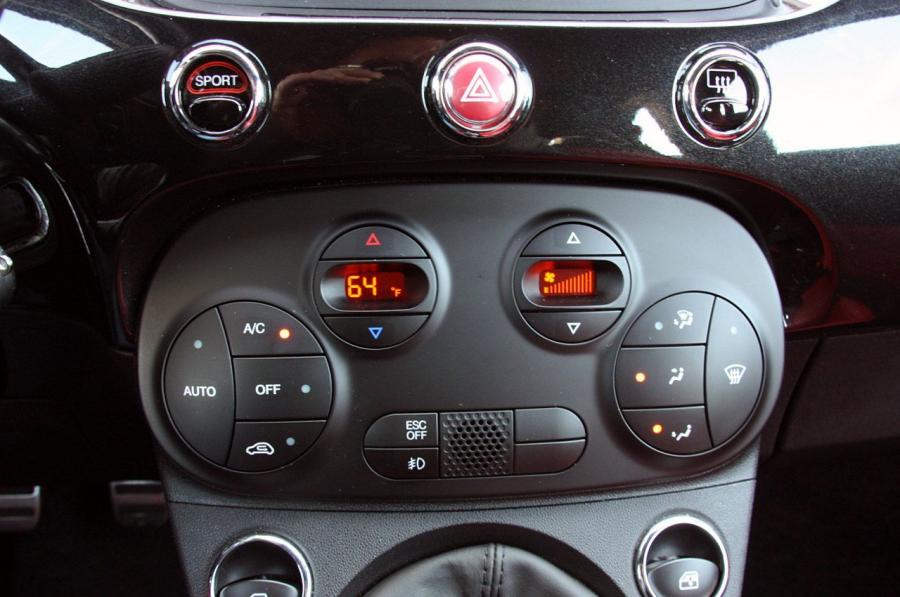  Fiat 500 Abarth 2012 года  (фото 57 из 121)